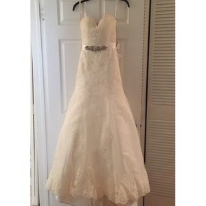 Original Alfred Angelo Bridal wedding gown